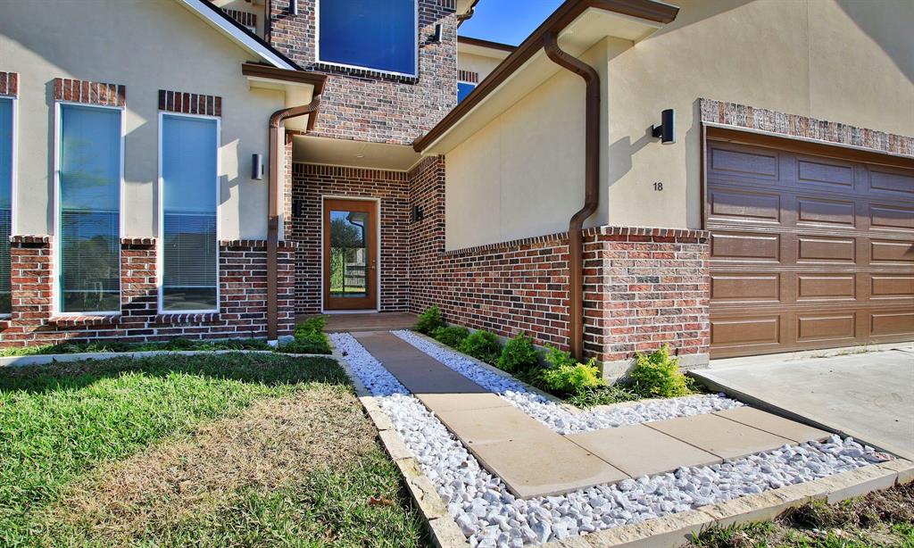 18 Amelia Court