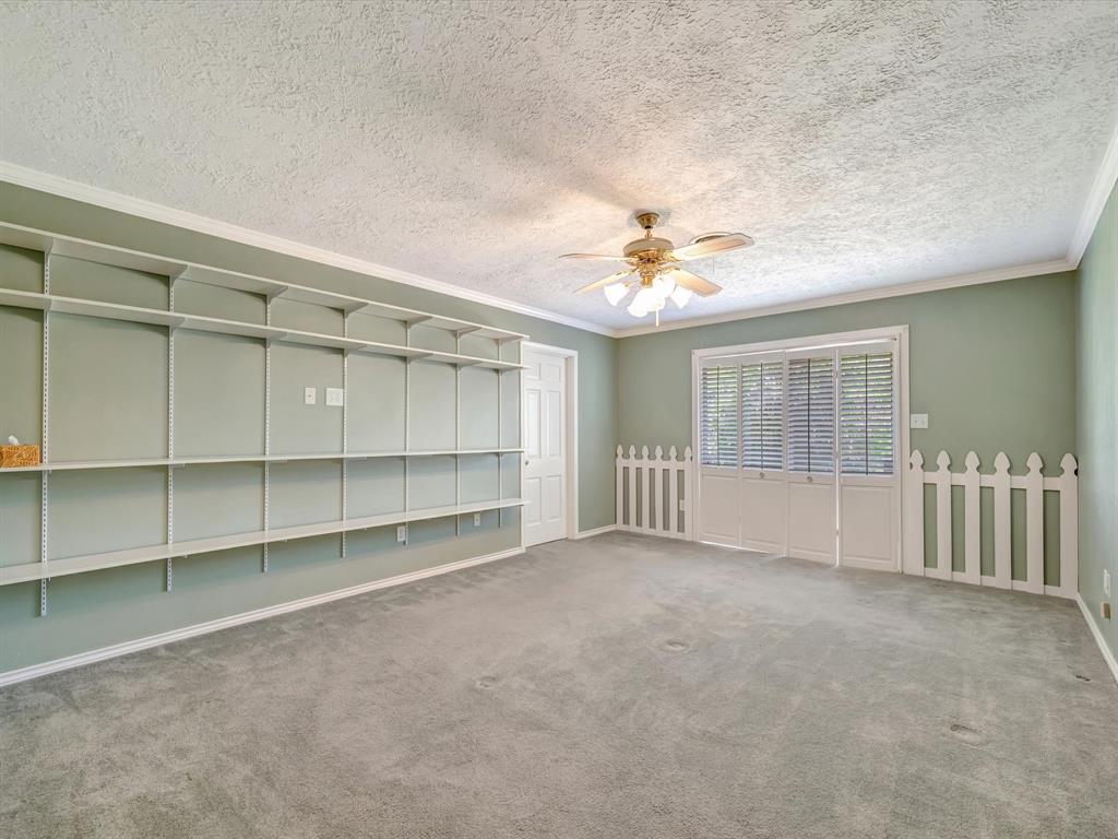 208 Burnett Drive, Baytown, Texas image 28