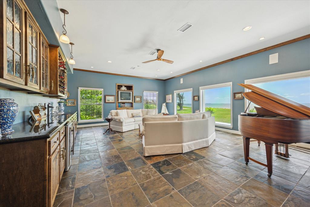 3814 Todville Road, Seabrook, Texas image 24