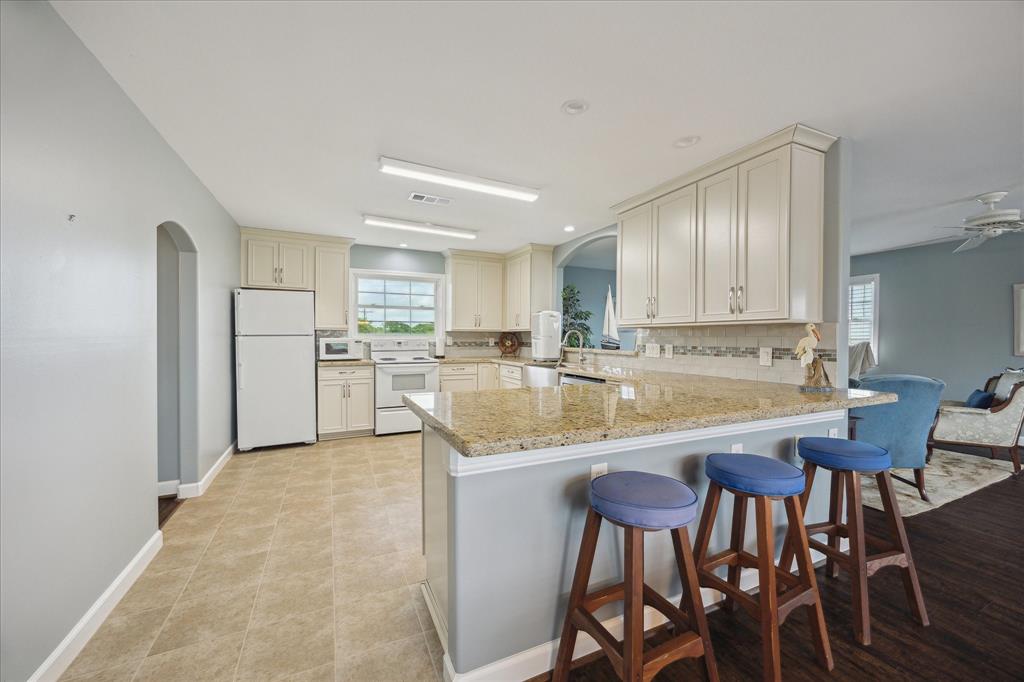 3814 Todville Road, Seabrook, Texas image 43