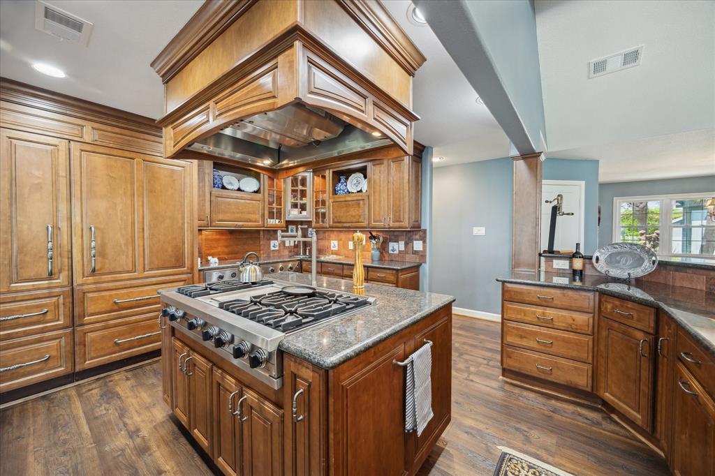 3814 Todville Road, Seabrook, Texas image 10