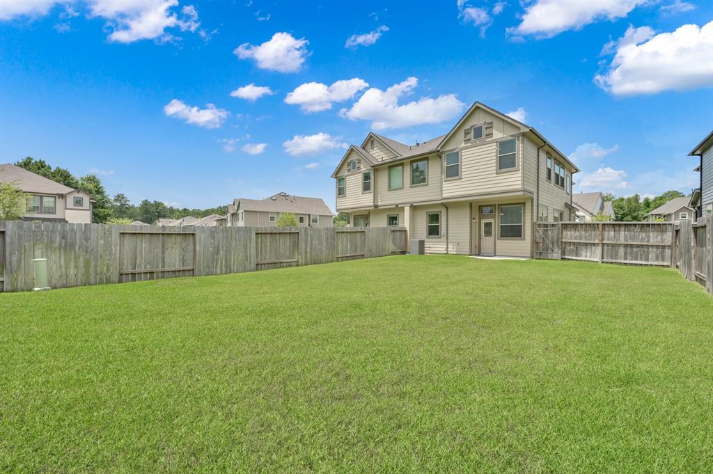 308 N Spotted Fern Drive, Montgomery, Texas image 11