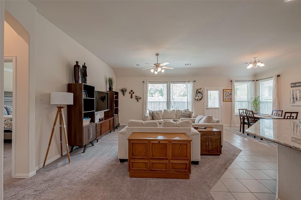 8434 Sunset Isles Drive, Baytown, Texas image 18