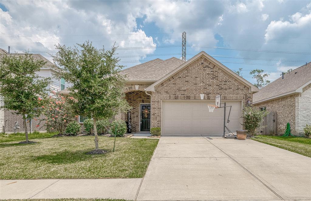 8434 Sunset Isles Drive, Baytown, Texas image 4