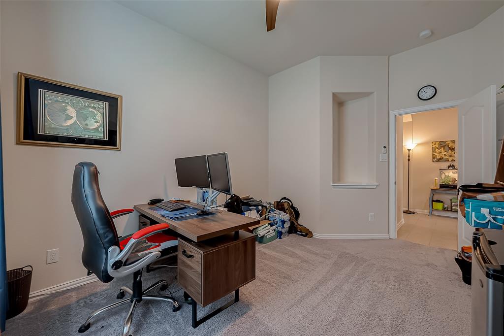 8434 Sunset Isles Drive, Baytown, Texas image 17