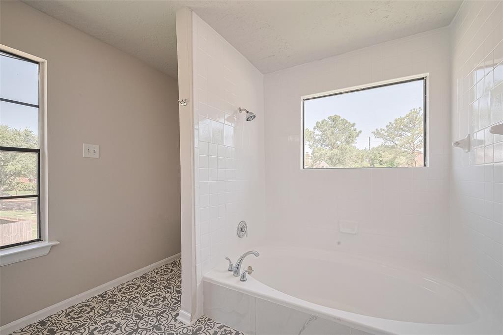2802 Shotwell Court, Missouri City, Texas image 26
