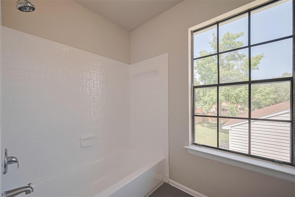 2802 Shotwell Court, Missouri City, Texas image 32