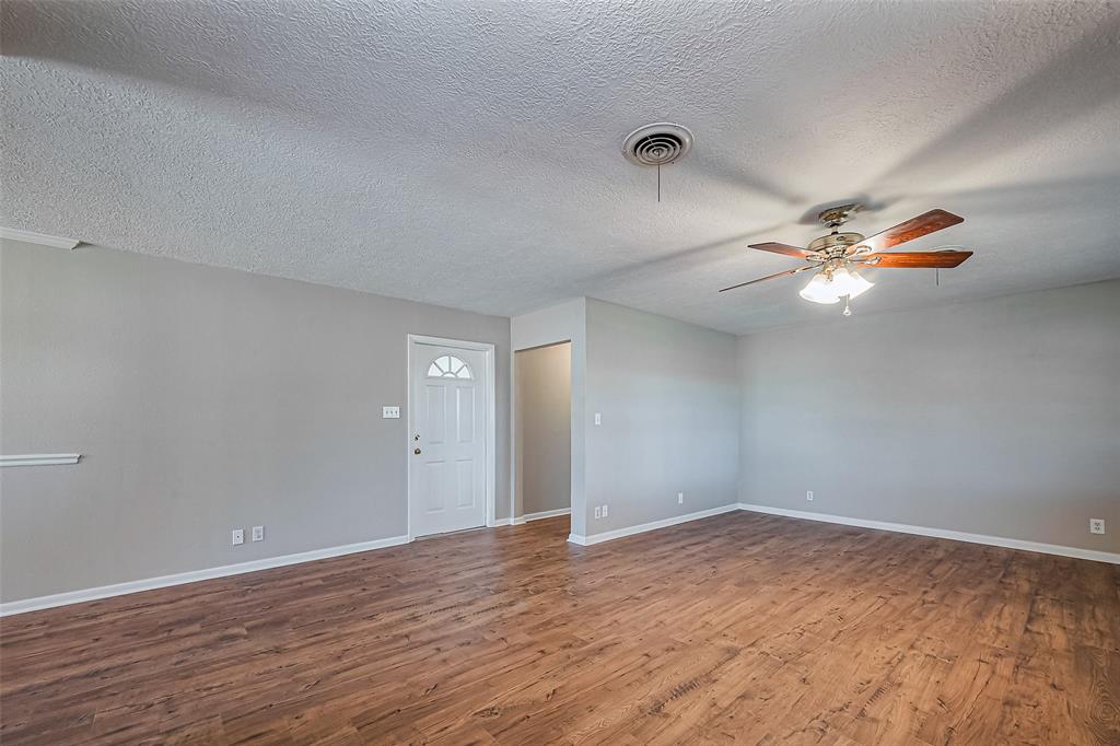 4020 Crosby Cedar Bayou Road, Baytown, Texas image 6