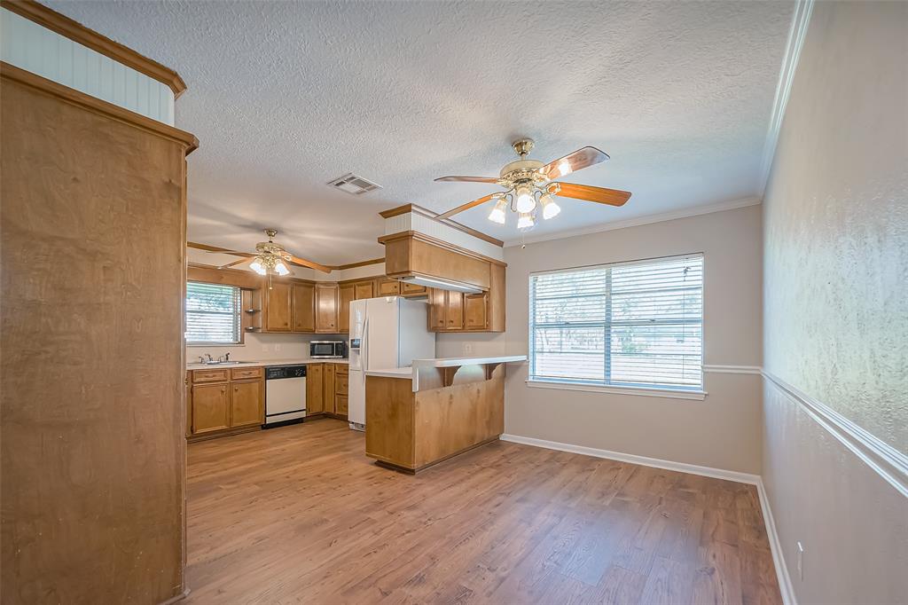 4020 Crosby Cedar Bayou Road, Baytown, Texas image 9