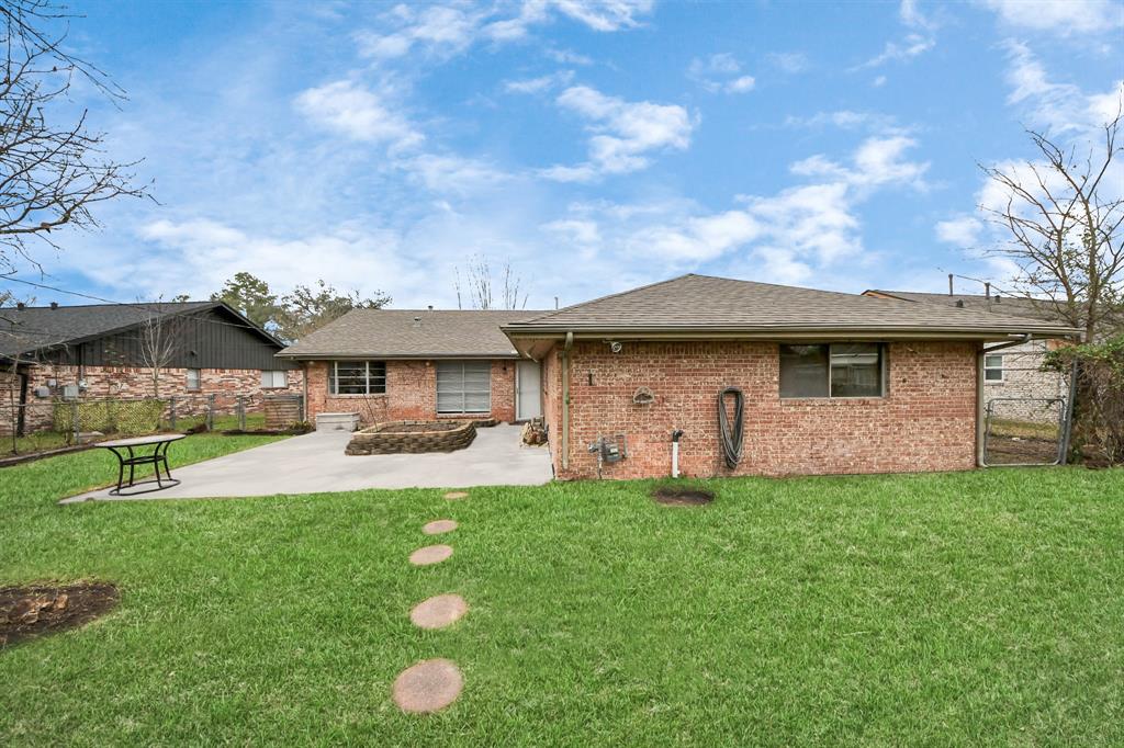 2117 Williamsburg Court, League City, Texas image 38