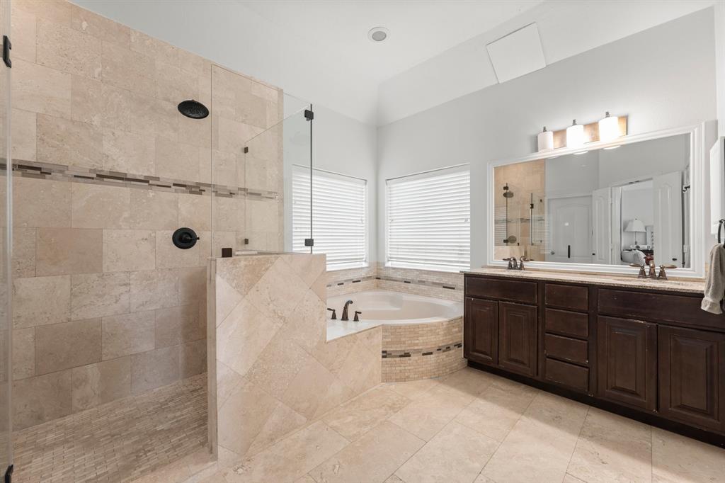 6531 Glenhill Drive, Spring, Texas image 21
