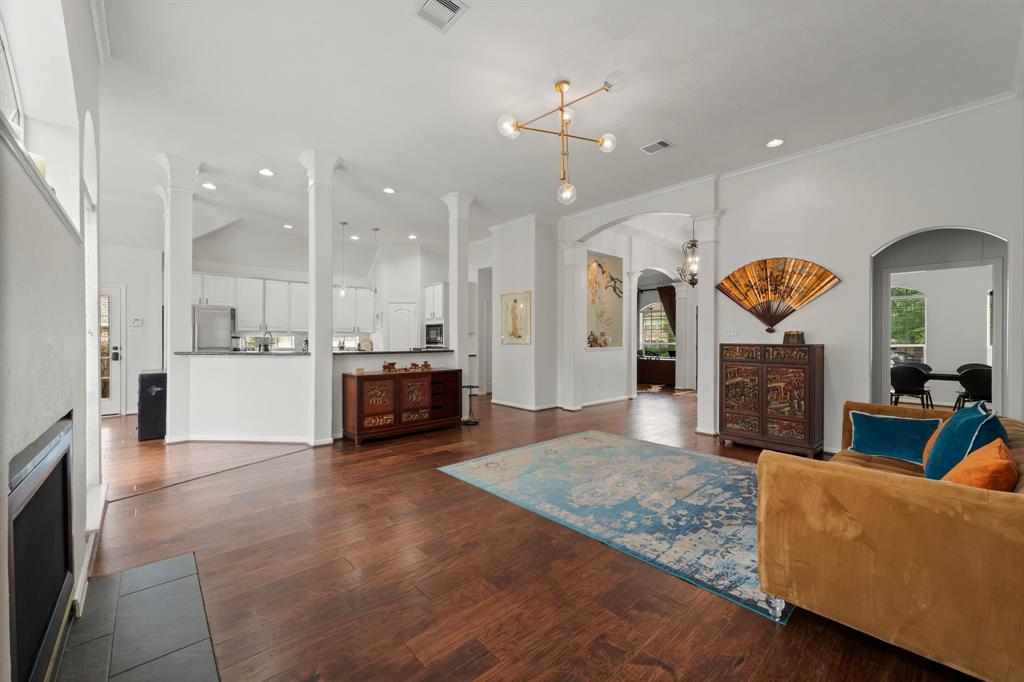 6531 Glenhill Drive, Spring, Texas image 7