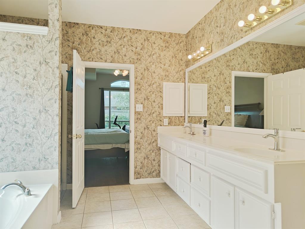 2631 Misty Grove Drive, Manvel, Texas image 23