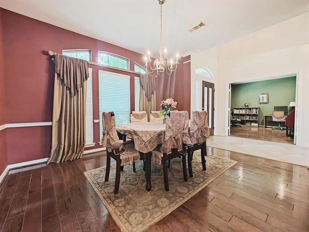 2631 Misty Grove Drive, Manvel, Texas image 8