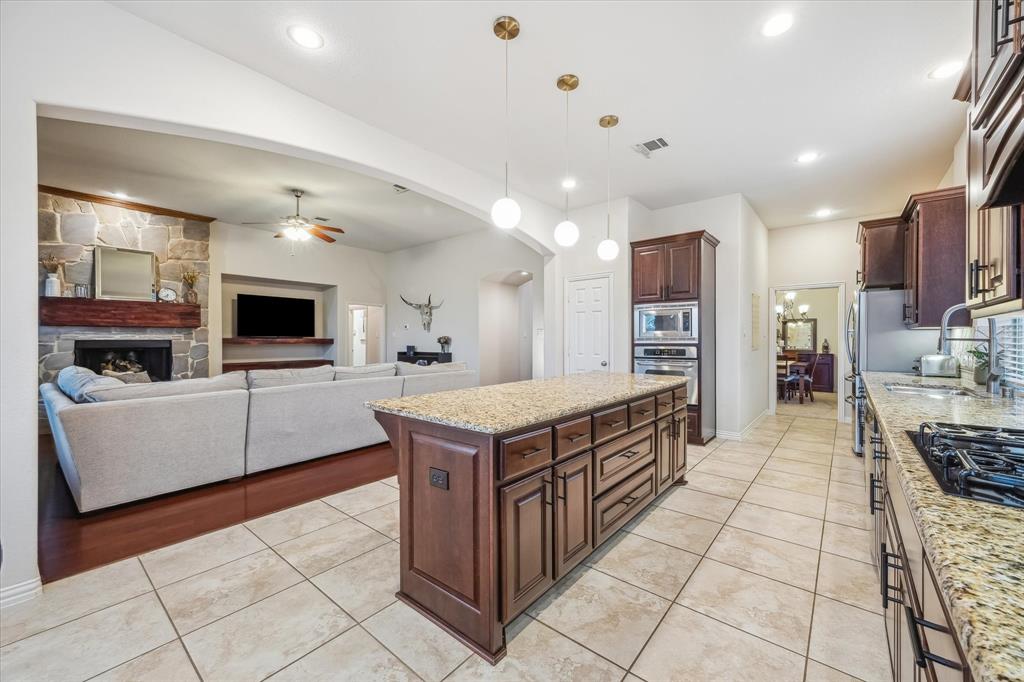 1388 San Remo Lane, League City, Texas image 13
