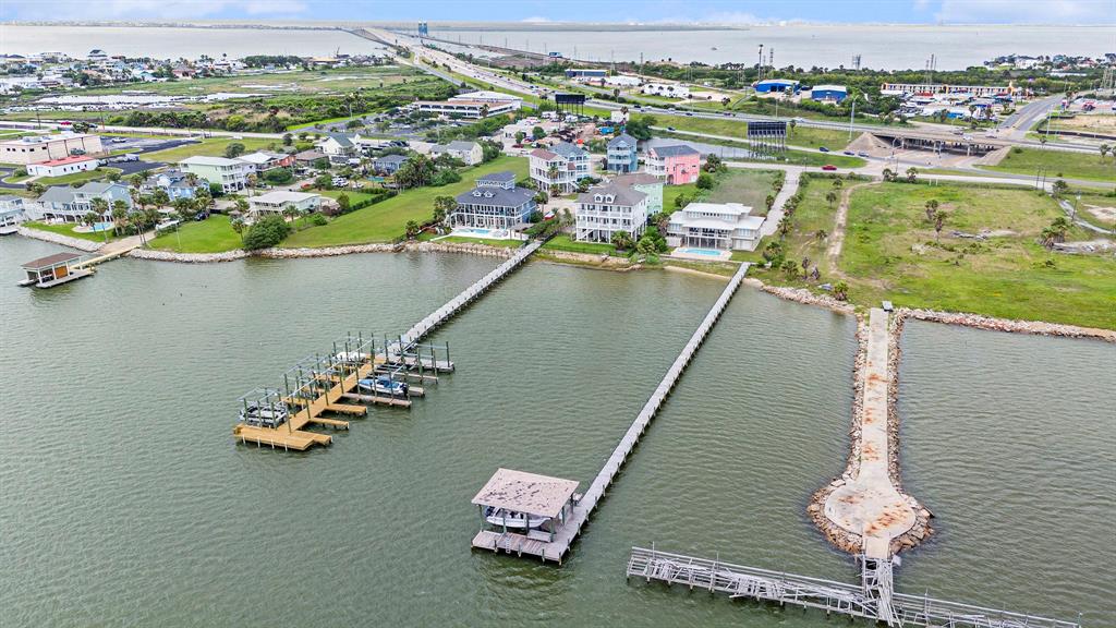 8407 Teichman Road, Galveston, Texas image 38