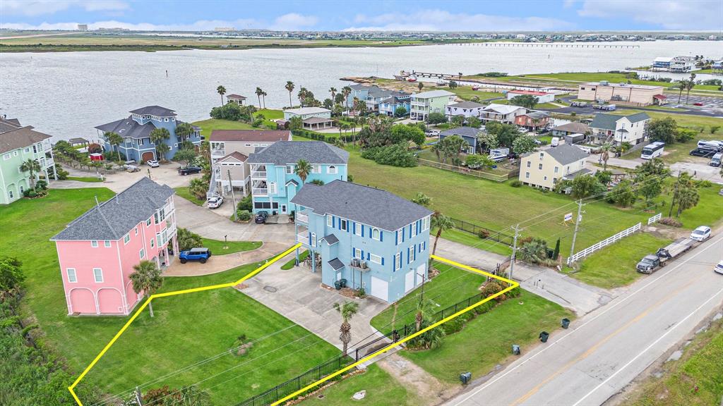 8407 Teichman Road, Galveston, Texas image 1