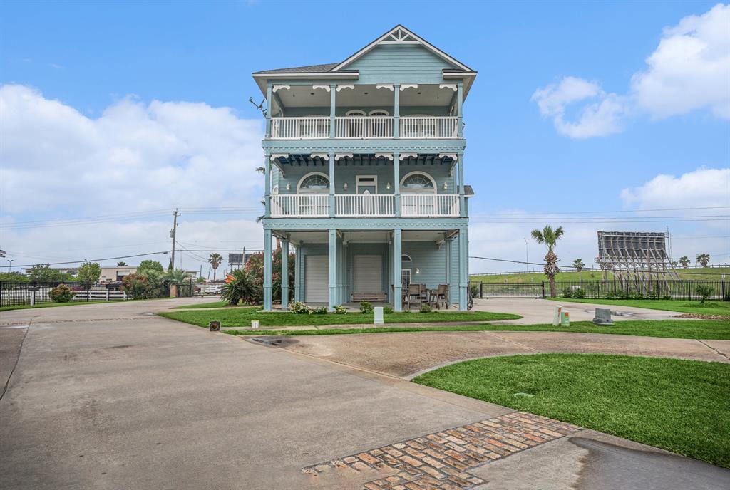 8407 Teichman Road, Galveston, Texas image 3