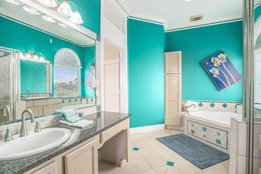 8407 Teichman Road, Galveston, Texas image 20
