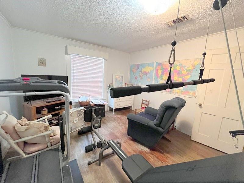 2301 E Houston Avenue, Crockett, Texas image 23