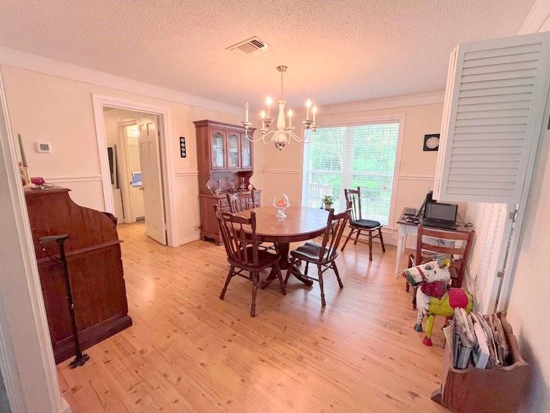 2301 E Houston Avenue, Crockett, Texas image 10