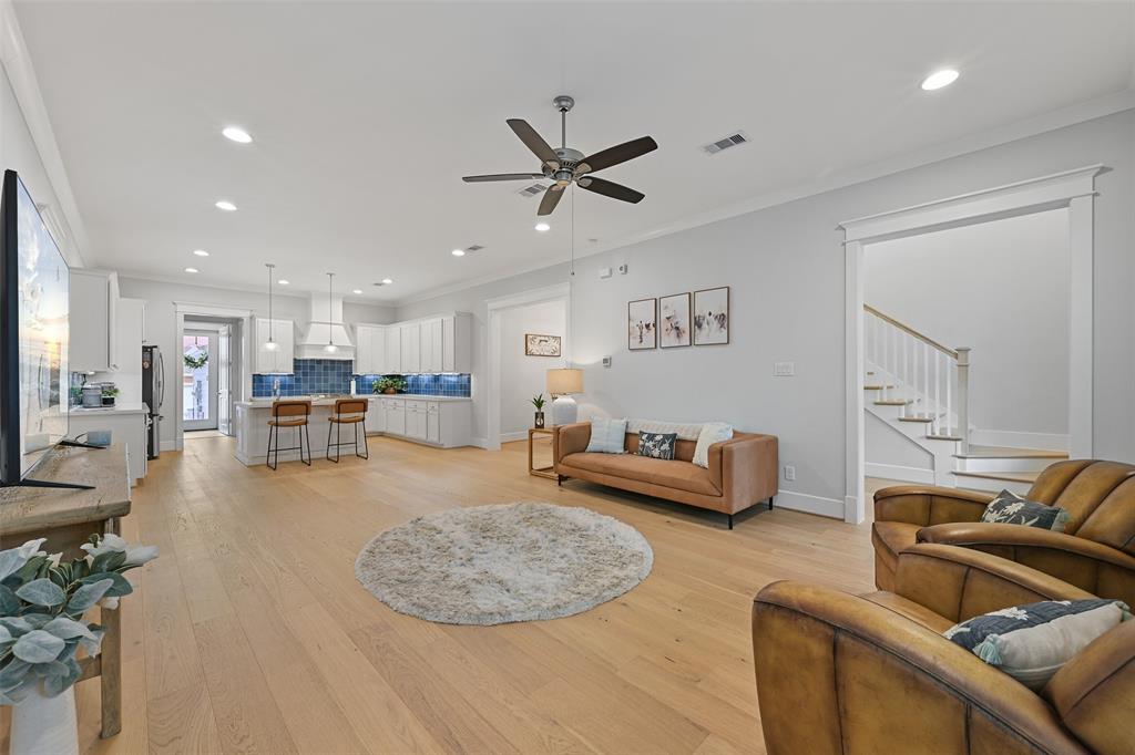 11 Caravelle Court