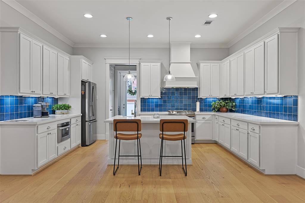 11 Caravelle Court
