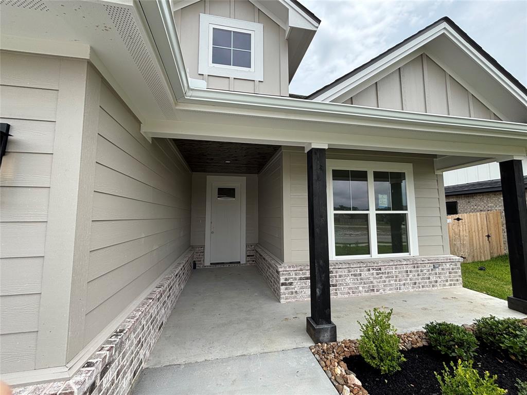 2804 Spector Drive, Bryan, Texas image 2