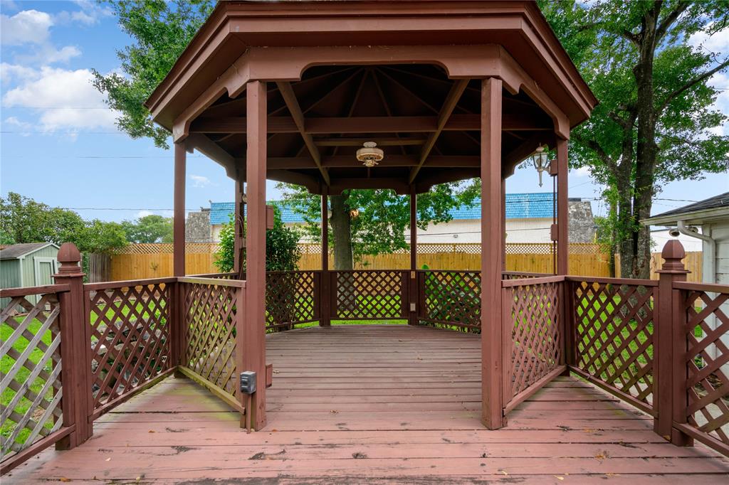 6607 Point Clear Drive, Houston, Texas image 27