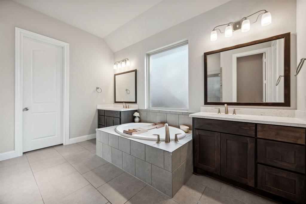property-search 4 4290 Orchard Pass Drive