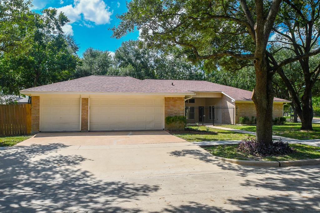 16117 De Lozier Street, Jersey Village, Texas image 2