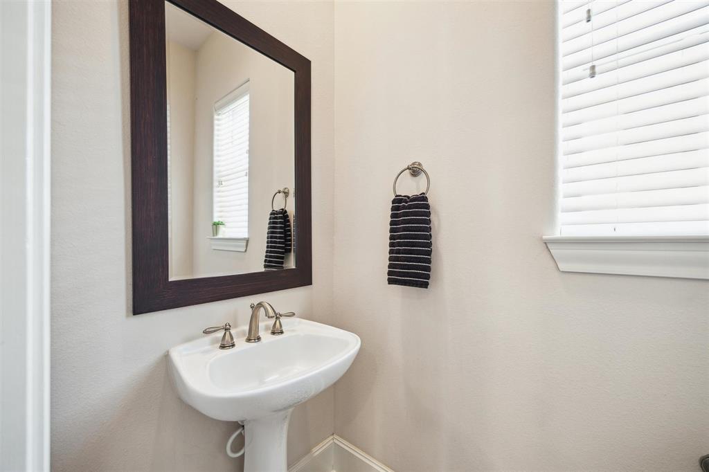2713 Cohn Garden, Houston, Texas image 18