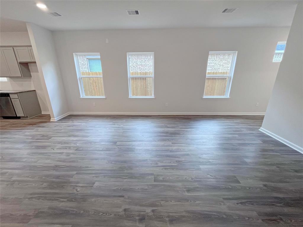 15302 Mountain Plover Place, Magnolia, Texas image 6