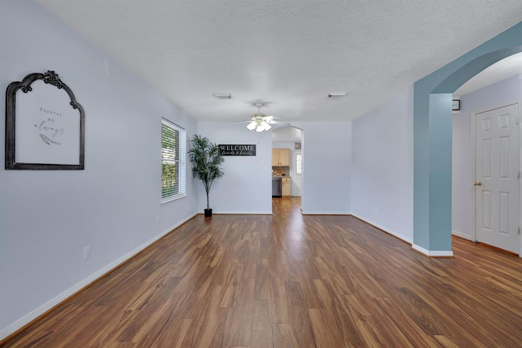 3739 Apple Hollow Lane, Humble, Texas image 10