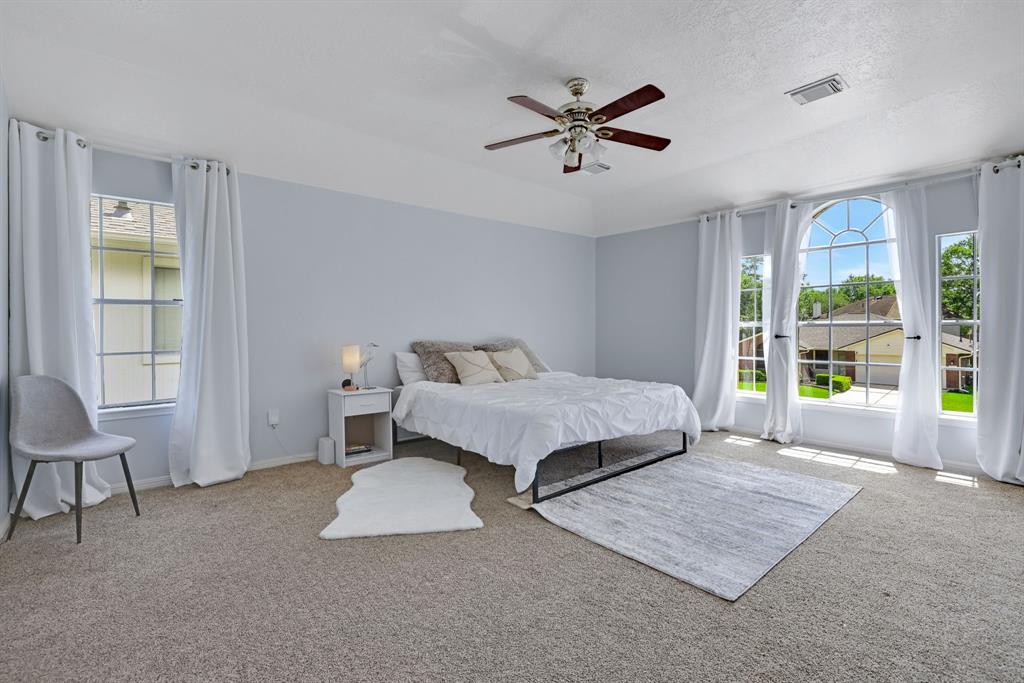3739 Apple Hollow Lane, Humble, Texas image 32