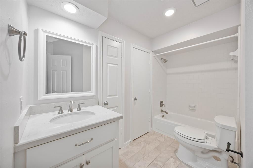 4311 Broadleaf Street, Houston, Texas image 23