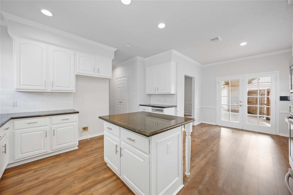 4311 Broadleaf Street, Houston, Texas image 11