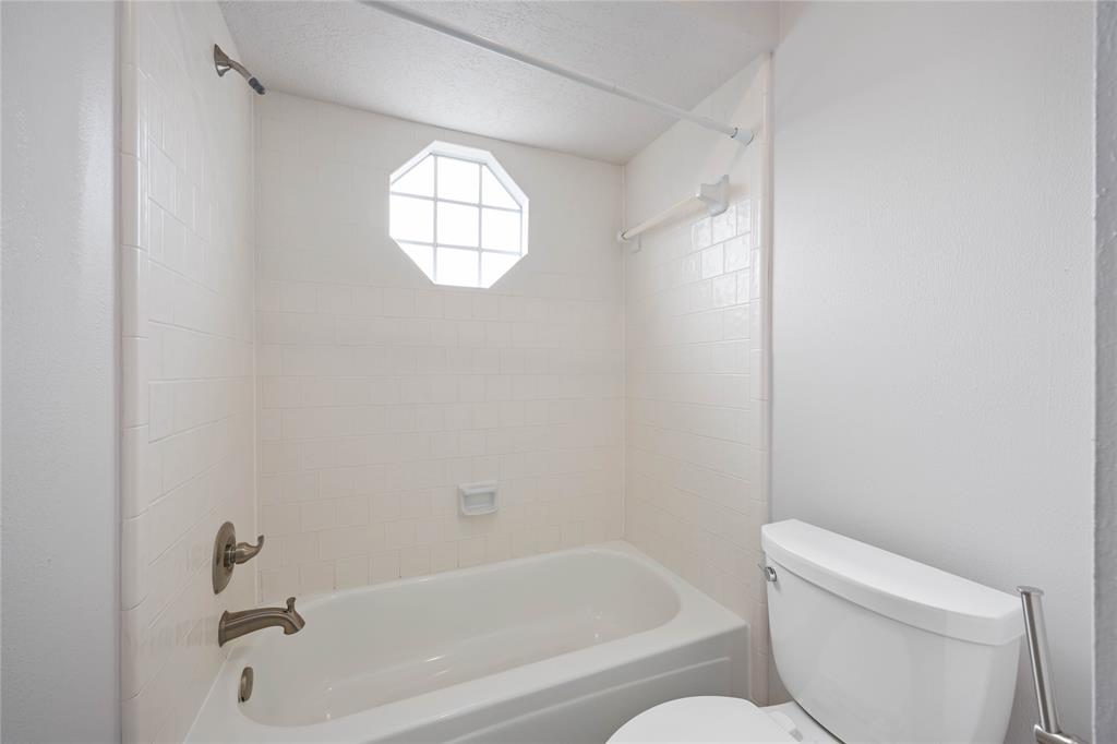 4311 Broadleaf Street, Houston, Texas image 27