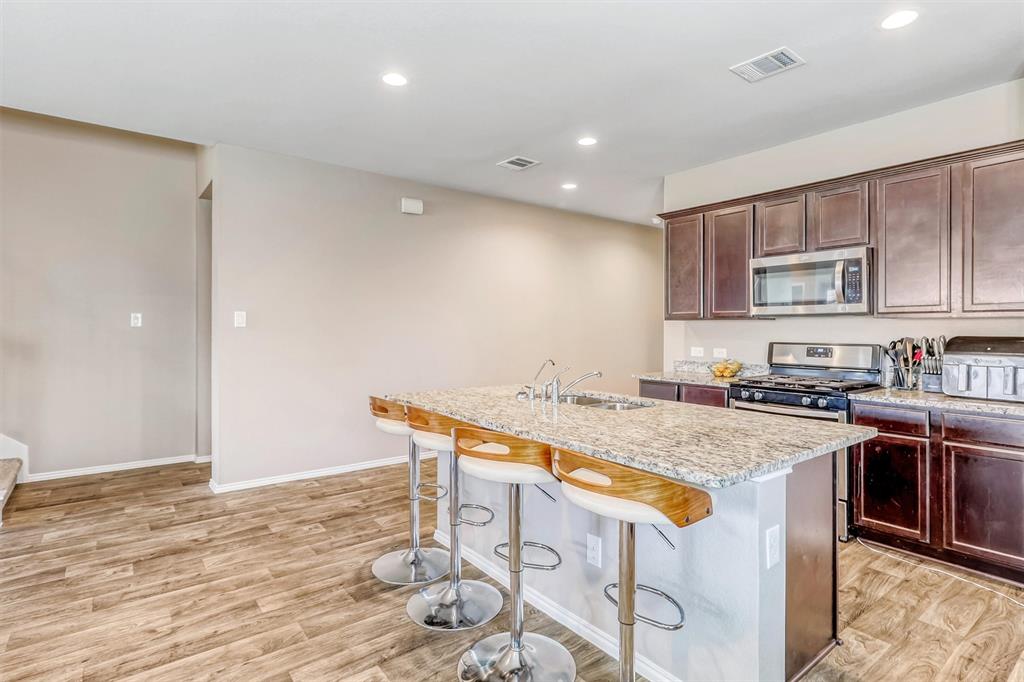 7575 Katy Freeway #9, Houston, Texas image 11