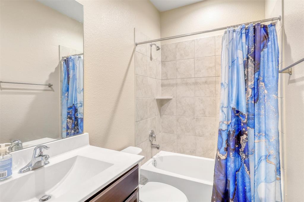 7575 Katy Freeway #9, Houston, Texas image 31