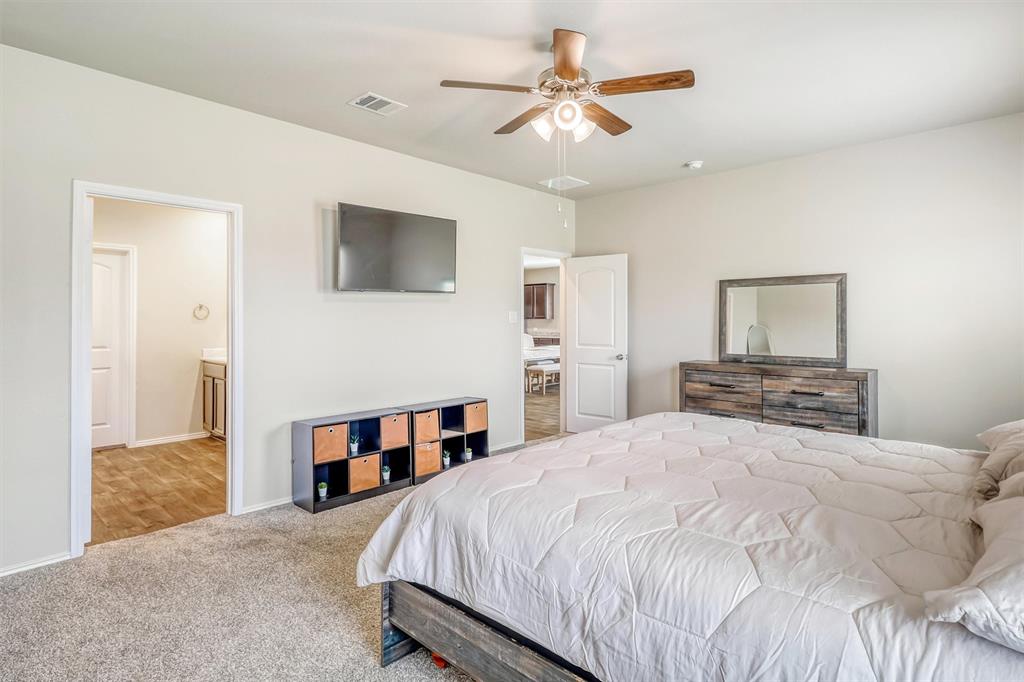 7575 Katy Freeway #9, Houston, Texas image 19