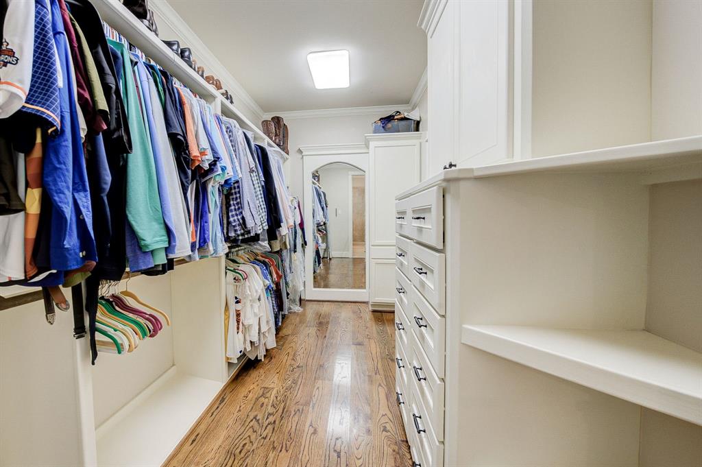 4505 Blossom Street, Houston, Texas image 30