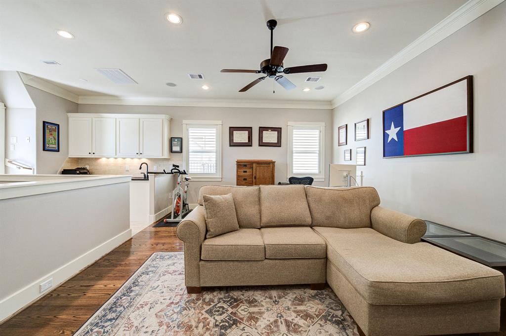 4505 Blossom Street, Houston, Texas image 41