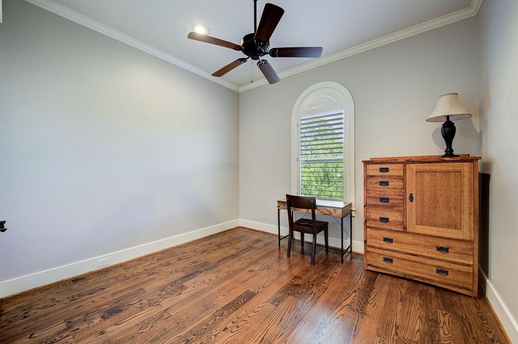4505 Blossom Street, Houston, Texas image 33