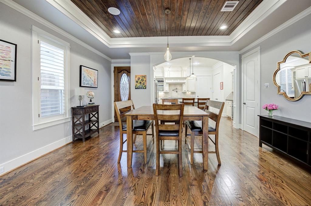 4505 Blossom Street, Houston, Texas image 9