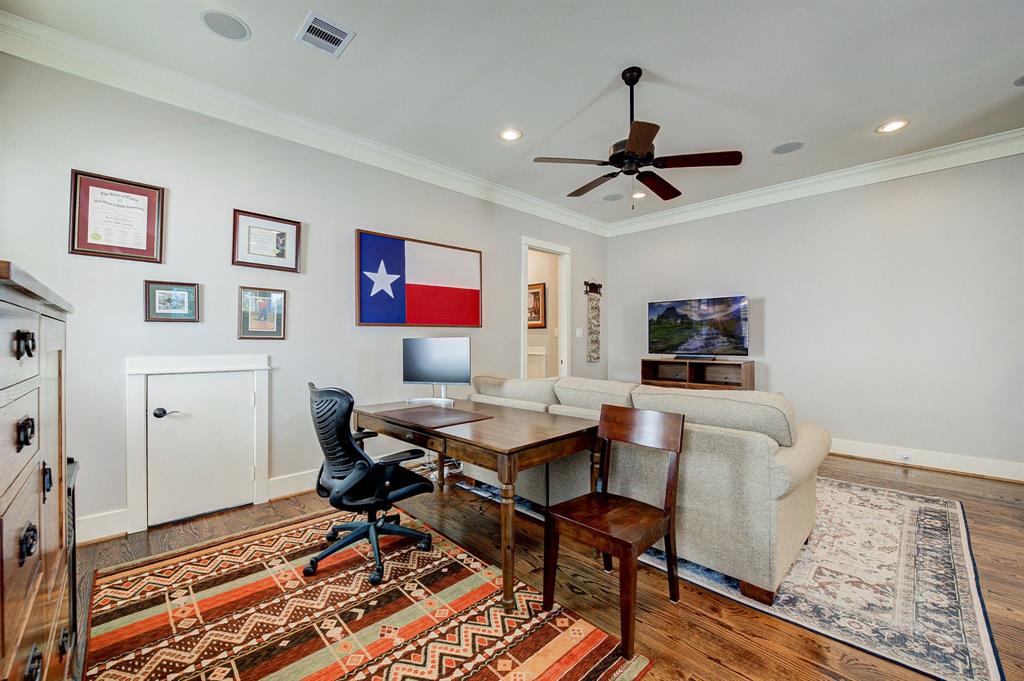 4505 Blossom Street, Houston, Texas image 43