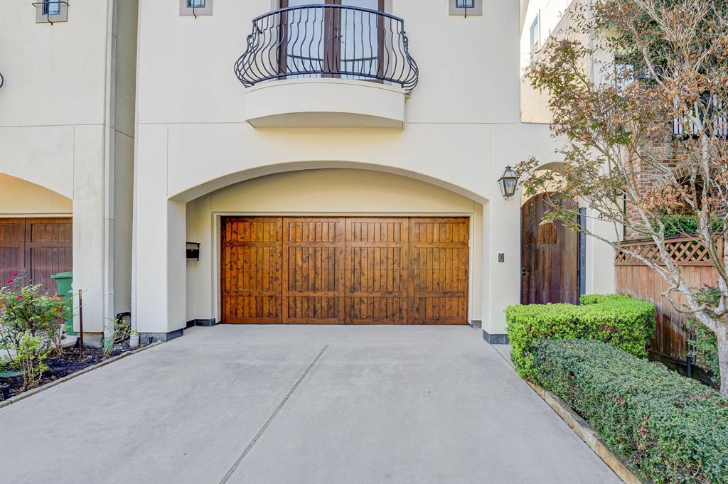 4505 Blossom Street, Houston, Texas image 4