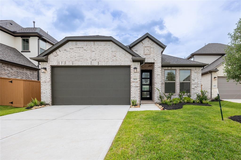 829 Laguna Green Lane, Katy, Texas image 1