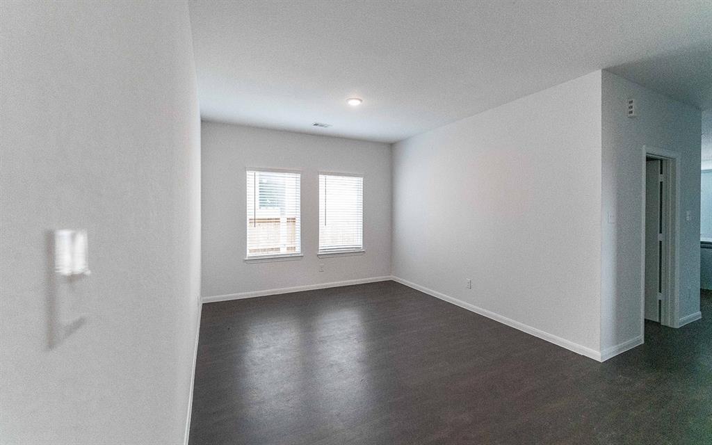 1718 Windrose Bend
