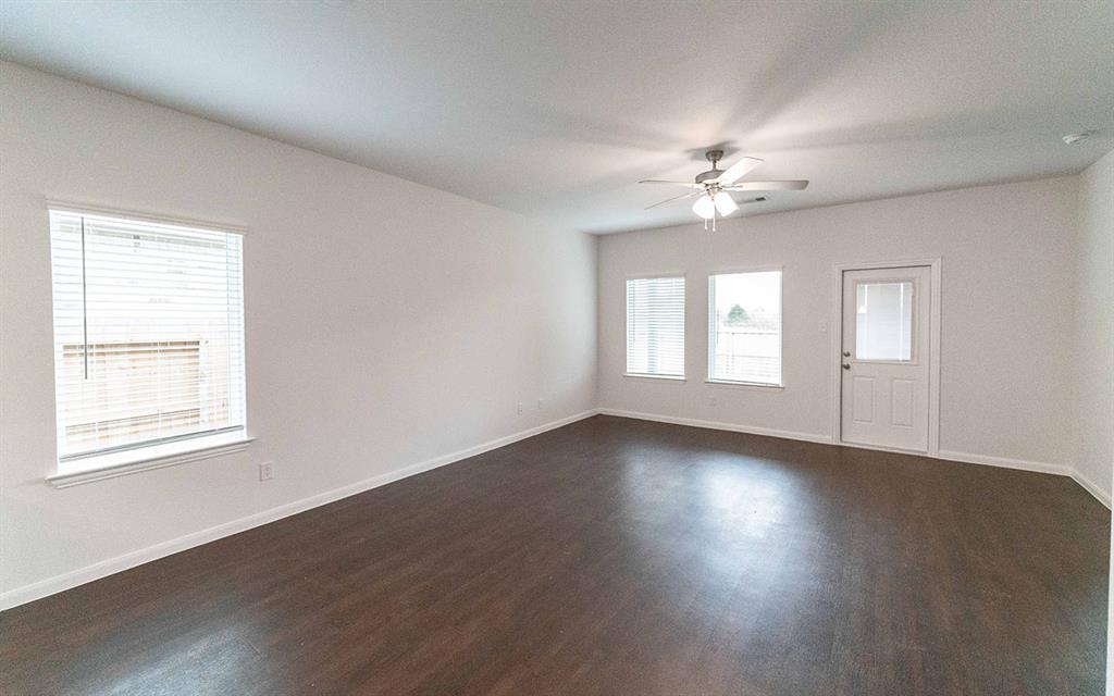 1718 Windrose Bend